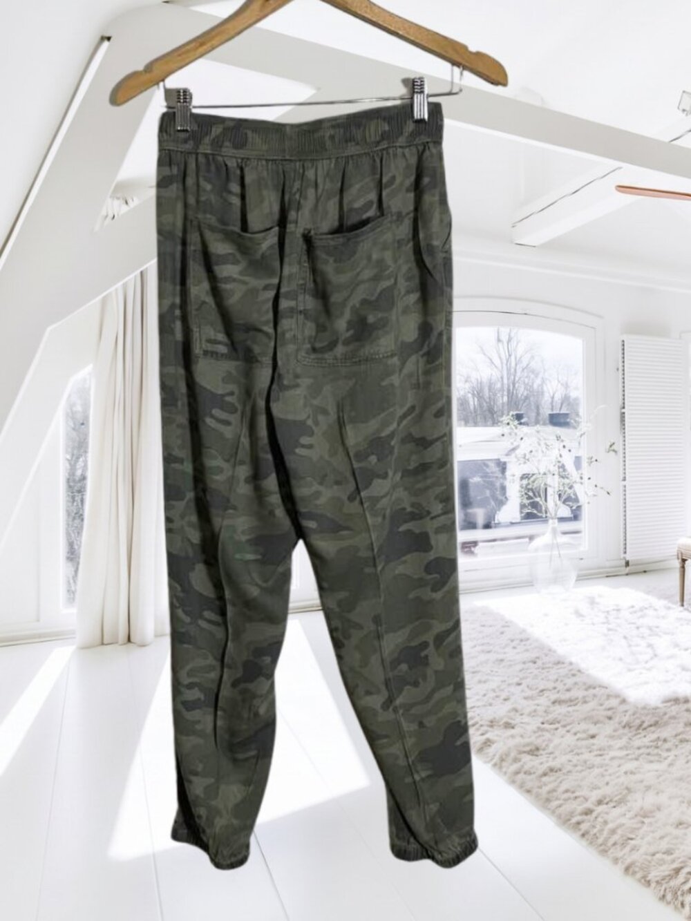 Celebrity Pink Green Camouflage Utility Joggers Size Small - Picture 3 of 11